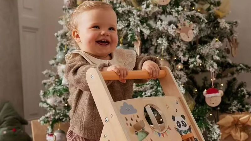 Noël 2024 : 3 chariots de marche Vertbaudet à -30 % pour l'éveil de bébé