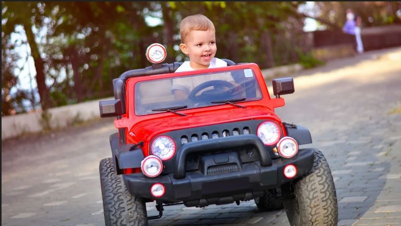 Top 5 des meilleures voitures électriques pour enfants en promotion